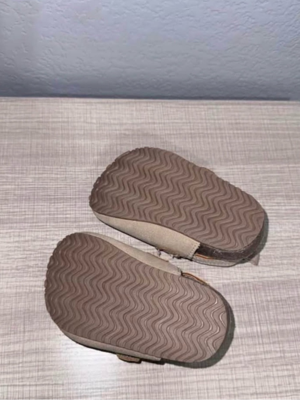 Toddler Clogs - Picture 6 of 6